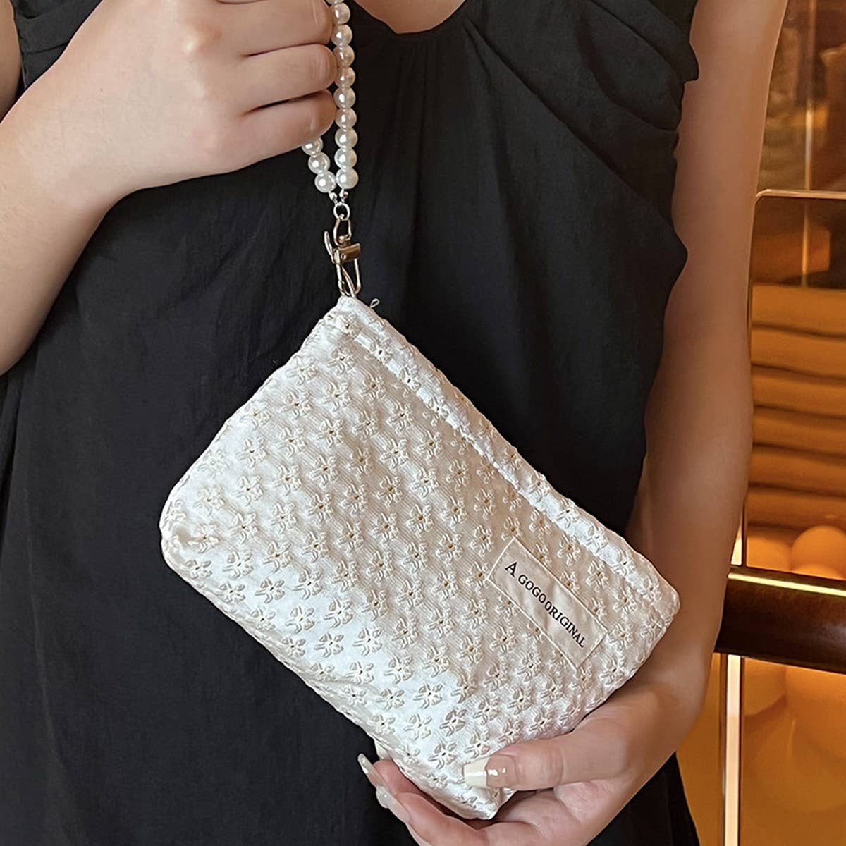 Pearl Handle Cosmetic Bag Sweet Wallet Hand Pouch