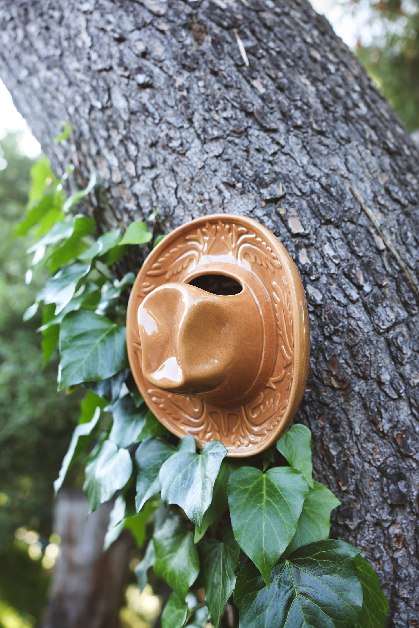 Ceramic Cowboy Hat Hanging Vase 8"