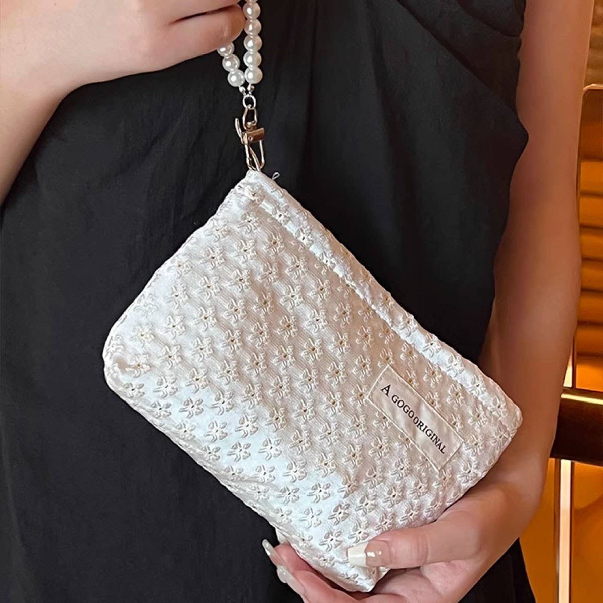 Pearl Handle Cosmetic Bag Sweet Wallet Hand Pouch