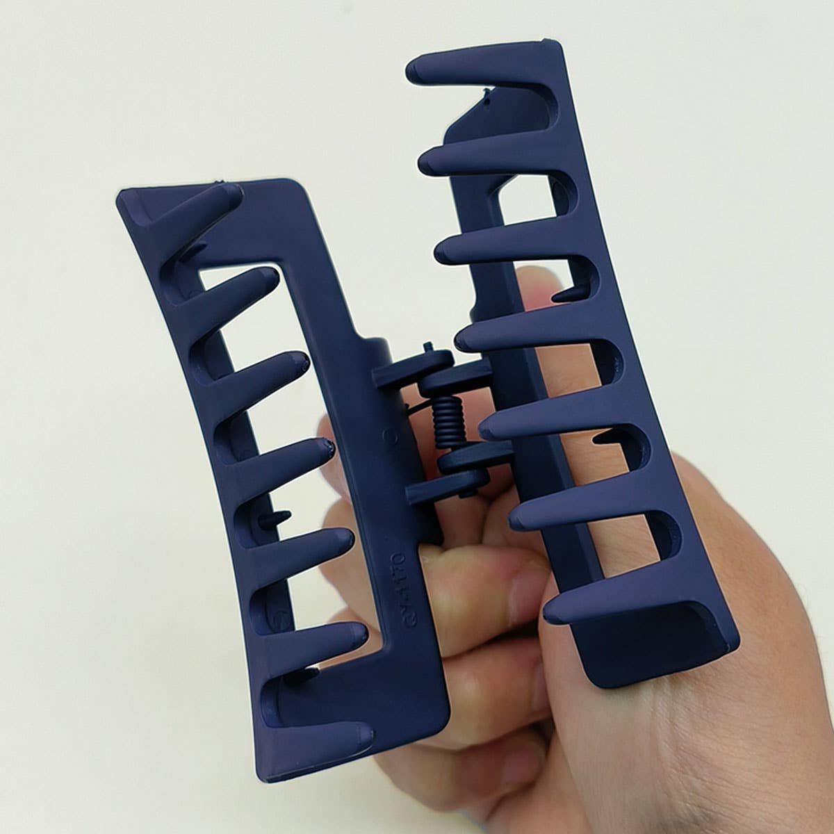 3.35" Minimalist Rectangle Hair Claw Clip